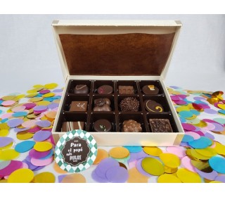 Caja de 16 Chocolates – Chocolatería La Catalana