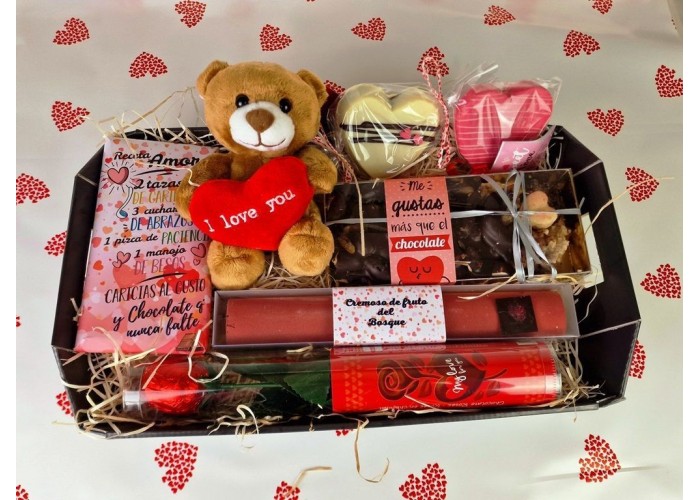 Cesta de regalo San Valentín Amor al Chocolate